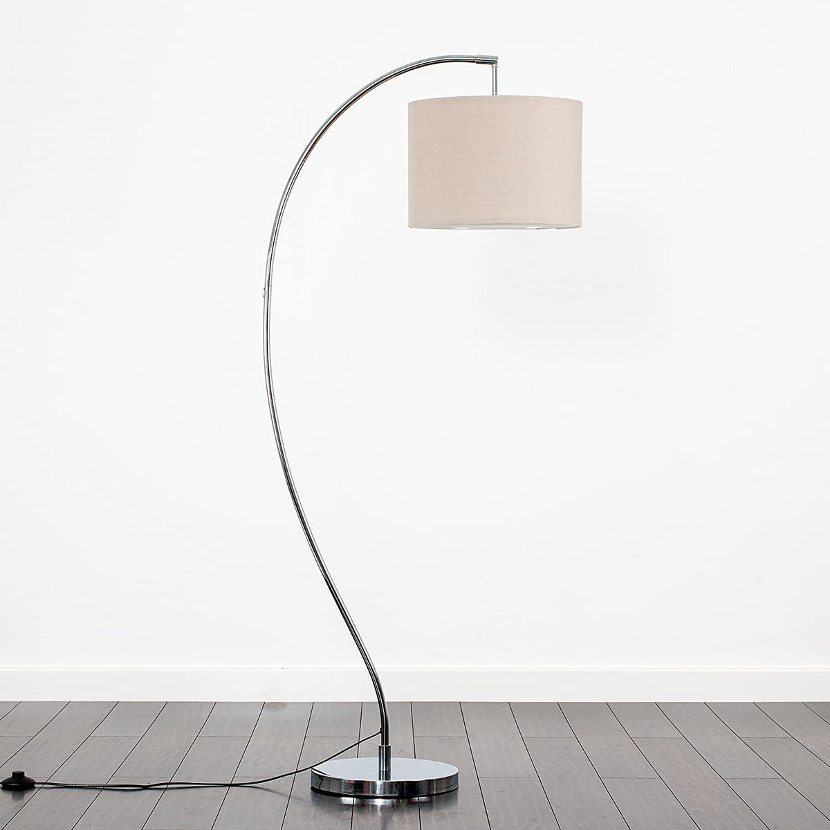 Bow Floor Lamp